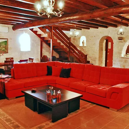 Villa Cyria *